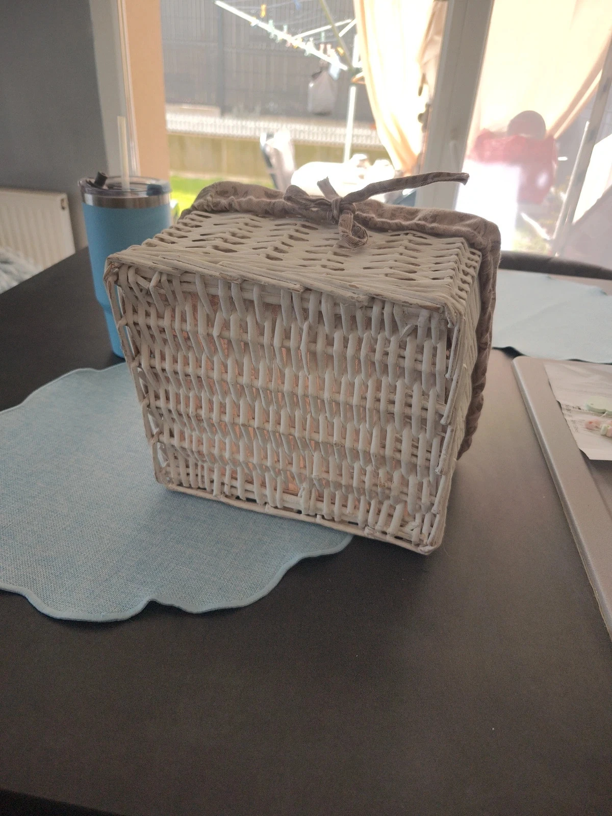 Panier rangement marron clair et blanc – photo 3